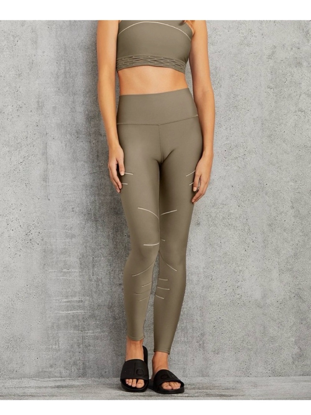 EUC Alo High Waist Sequence Airlift Leggings Reflective S Olive Branch Green